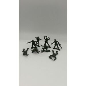 Vintage Lot of 26 VINTAGE 2.5" Plastic Green U.S. Army Men Soldiers